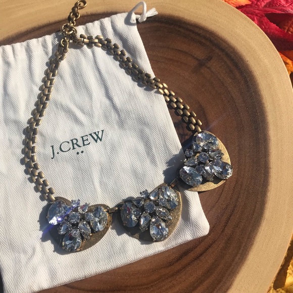 J. Crew Jewelry - J Crew Pendant Heart ❤️ Jeweled Bib Necklace
